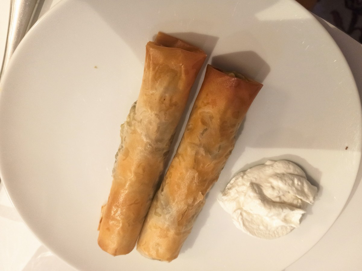 Σπανακόπιτα σε ρολάκια